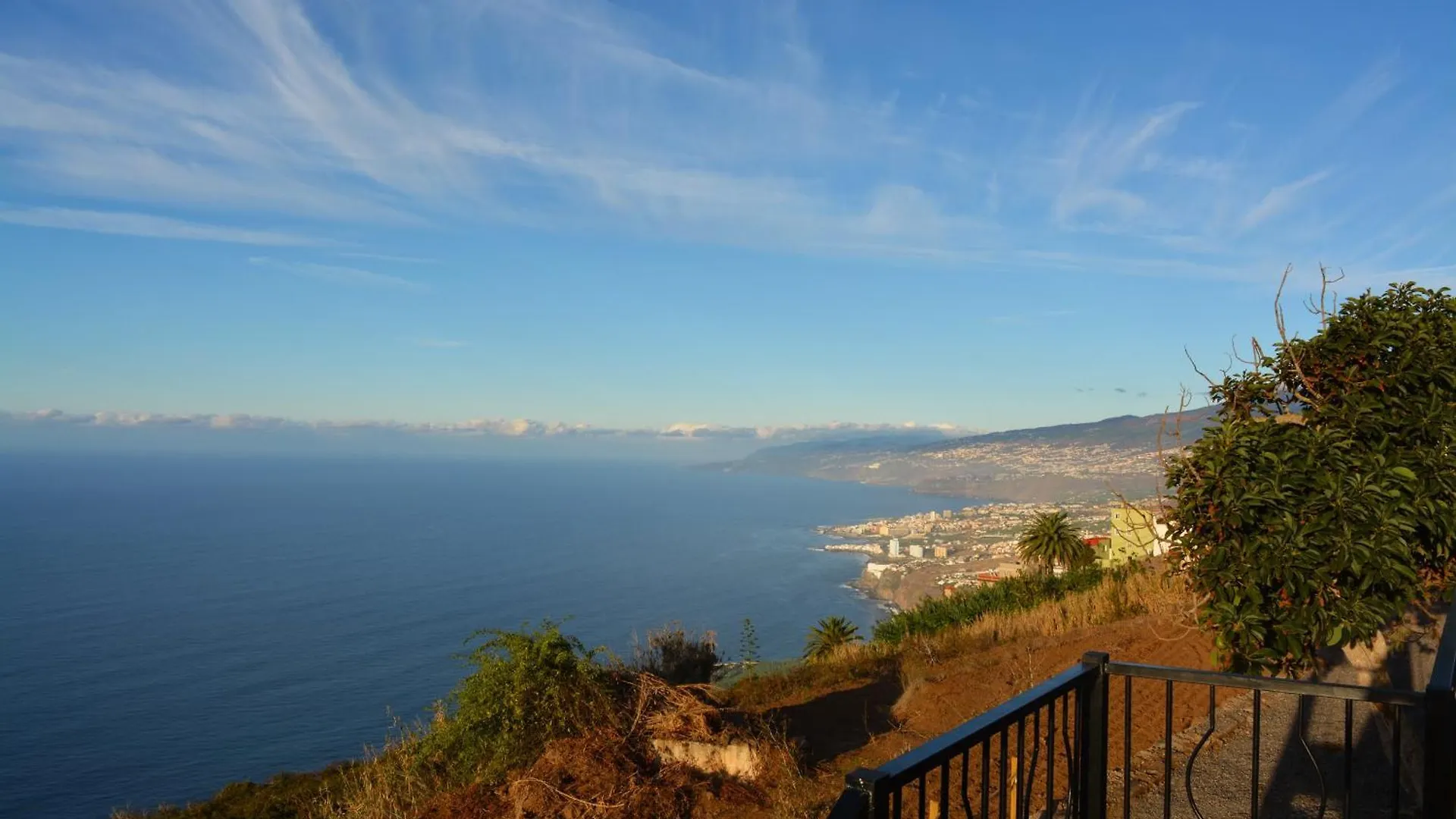 Calmar Tenerife 1 لوس رياليخوس 0*,  إسبانيا
